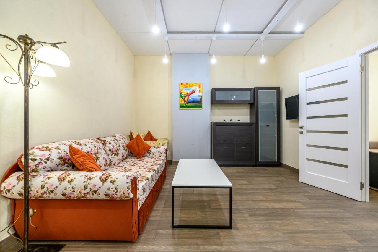 Gagarin Plaza 63 Daire Odessa Dış mekan fotoğraf