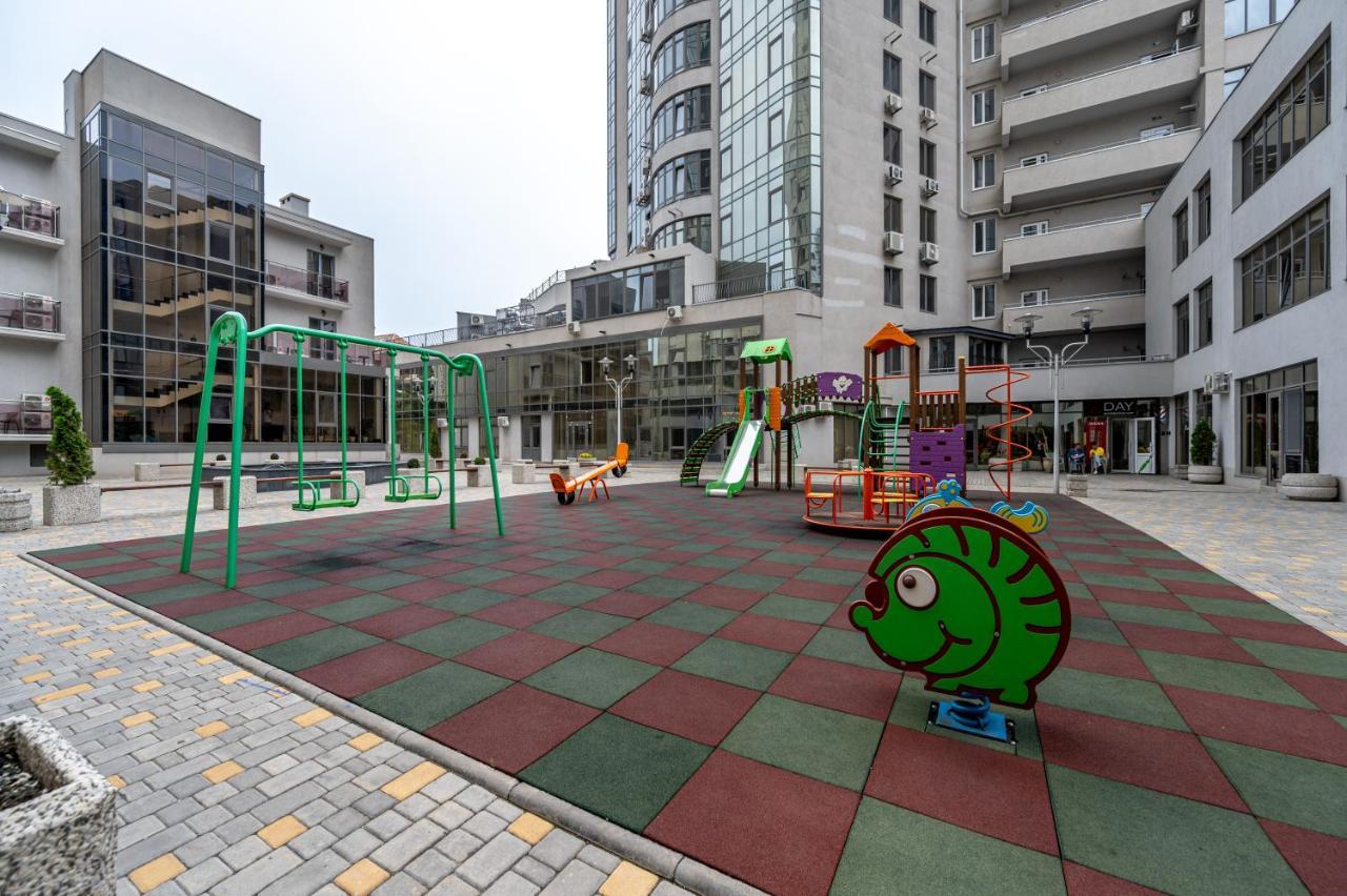 Gagarin Plaza 63 Daire Odessa Dış mekan fotoğraf